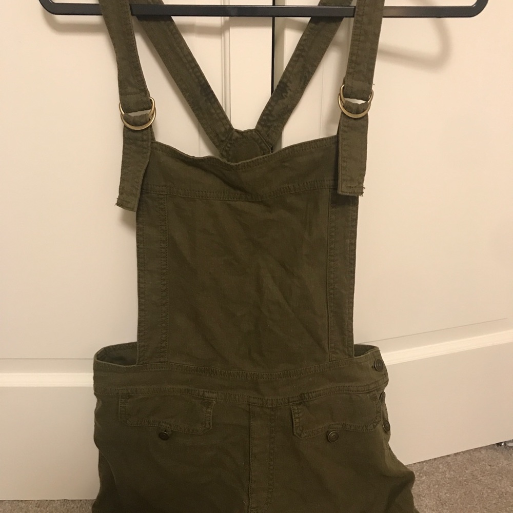 Free People army green shortalls/romper